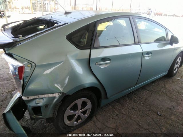 JTDKN3DU7E1828864 Toyota Prius Four