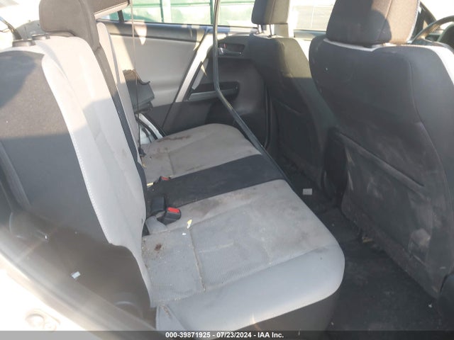 Toyota Rav4 Xle 2016 JTMRFREV8GJ077461 Image 8