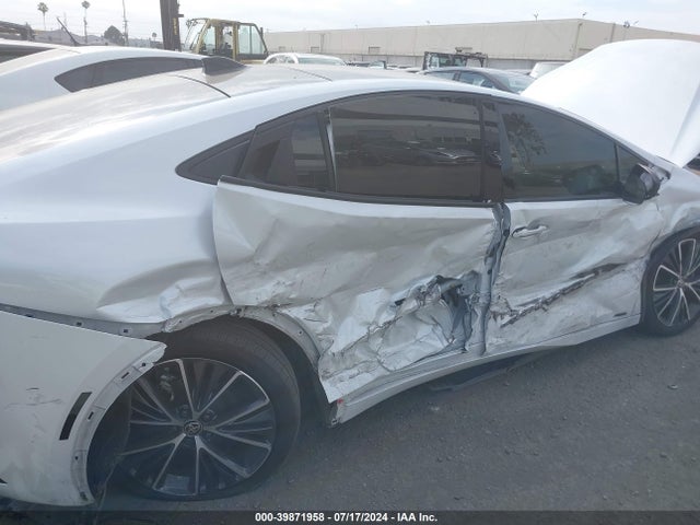 Toyota Prius Xle Awd-e 2023 JTDADABU2P3004607 Image 6