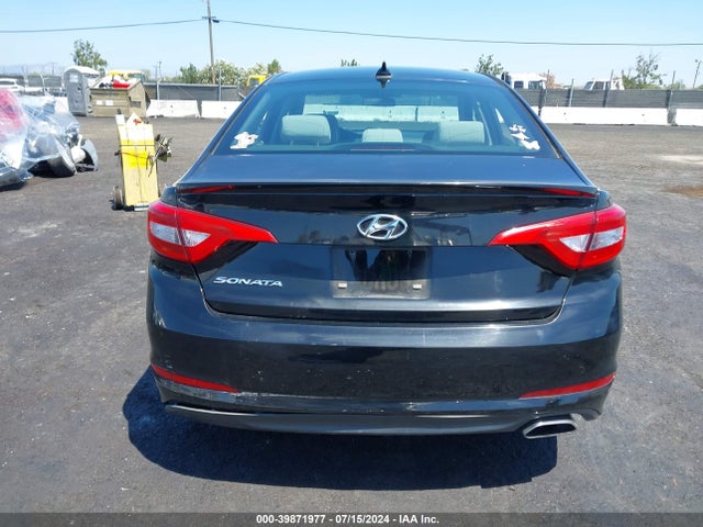 Hyundai SONATA SE 2015 5NPE24AFXFH007172 Image 16