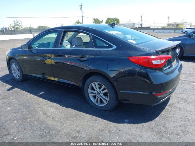 Hyundai SONATA SE 2015 5NPE24AFXFH007172 Image 3