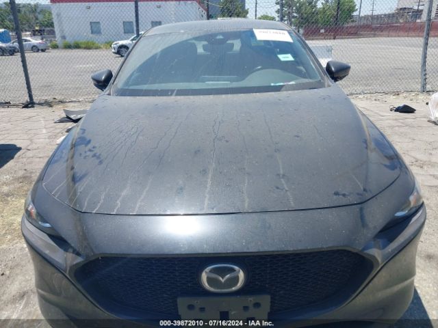 JM1BPAKM4P1613186 Mazda Mazda3 2.5 S Select