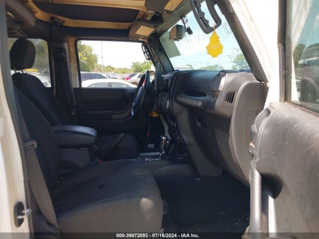 1C4BJWDG1JL895353 Jeep Wrangler Jk Unlimited Sport S 4x4