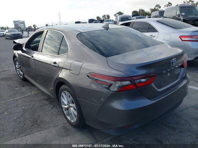Toyota CAMRY LE 2021 4T1C11AK4MU435369 Image 3