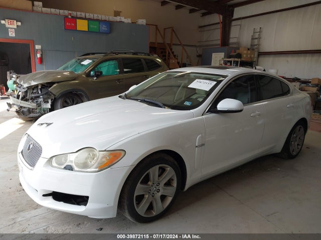 2011 JAGUAR XF SAJWA0FB0BLR84804 Photo 1