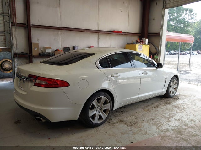 2011 JAGUAR XF SAJWA0FB0BLR84804 Photo 3