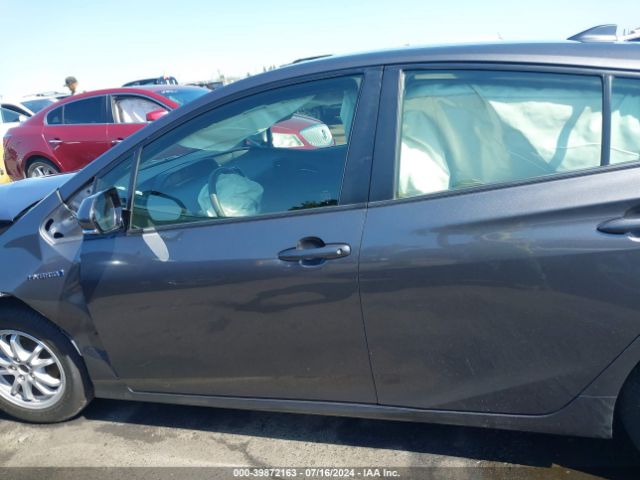 JTDKBRFUXJ3588975 Toyota Prius