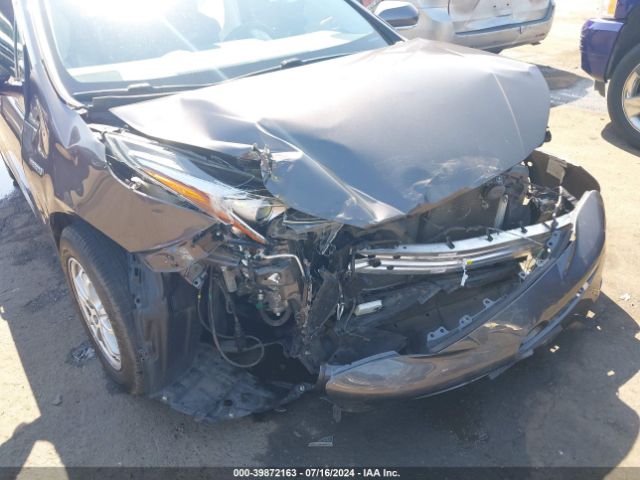 JTDKBRFUXJ3588975 Toyota Prius