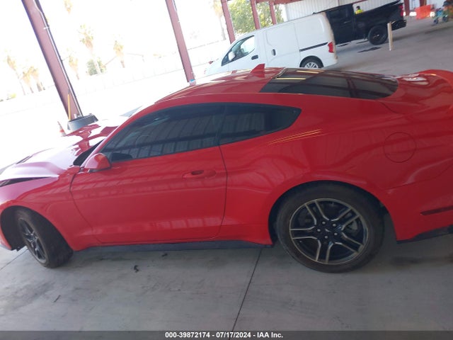 Ford Mustang Ecoboost Premium Fastback 2021 1FA6P8TH8M5103333 Image 15