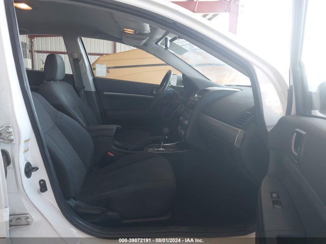 2012 MITSUBISHI GALANT 4A32B2FF0CE018447 Photo 4