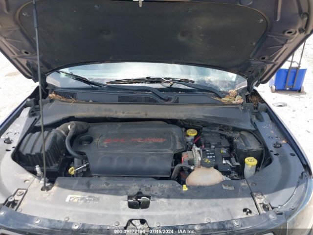 3C4NJCBB0JT272670 Jeep Compass Latitude Fwd