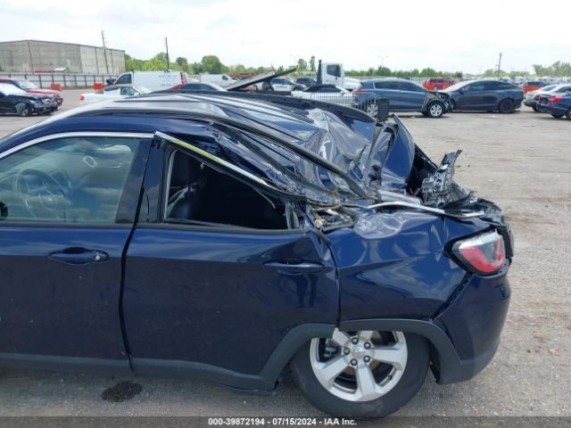 3C4NJCBB0JT272670 Jeep Compass Latitude Fwd
