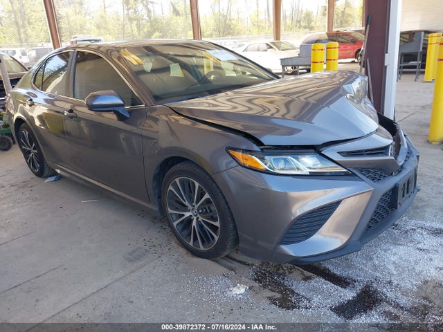 Toyota CAMRY SE 2018 4T1B11HK0JU028825 zdjęcie główne