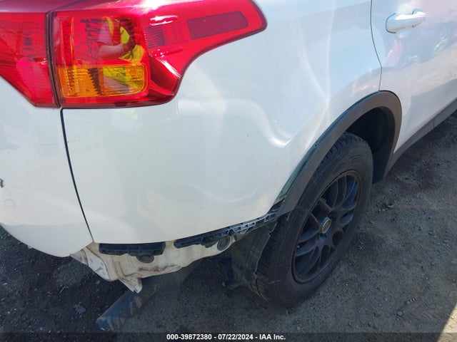 Toyota RAV4 LE 2015 2T3ZFREV8FW193324 Image 20