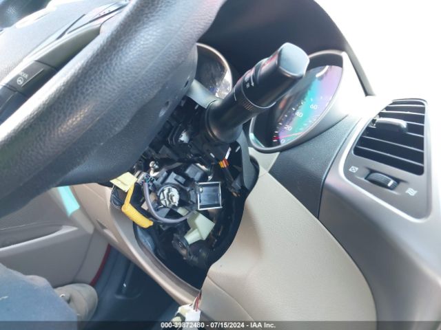 KMHDH4AEXFU412399 Hyundai ELANTRA SE