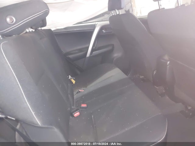 Toyota Rav4 Xle 2017 JTMRFREV4HJ171595 Image 8