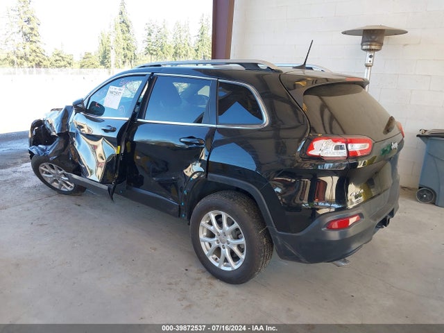 1C4PJMCB6HW563434 Jeep Cherokee Latitude 4x4