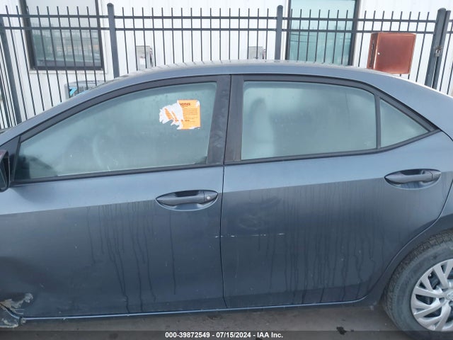 Toyota COROLLA LE 2018 5YFBURHE3JP836426 Image 14