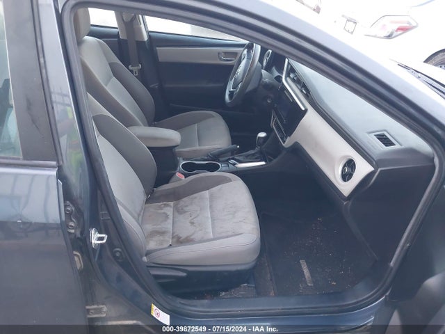 Toyota COROLLA LE 2018 5YFBURHE3JP836426 Image 5