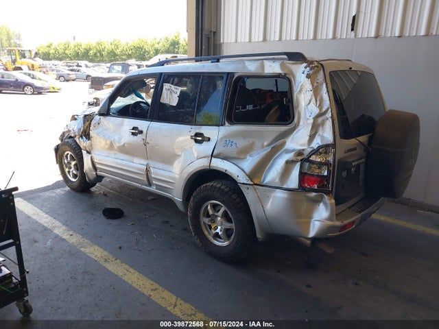 2001 MITSUBISHI MONTERO JA4MW31R11J040088 Photo 2