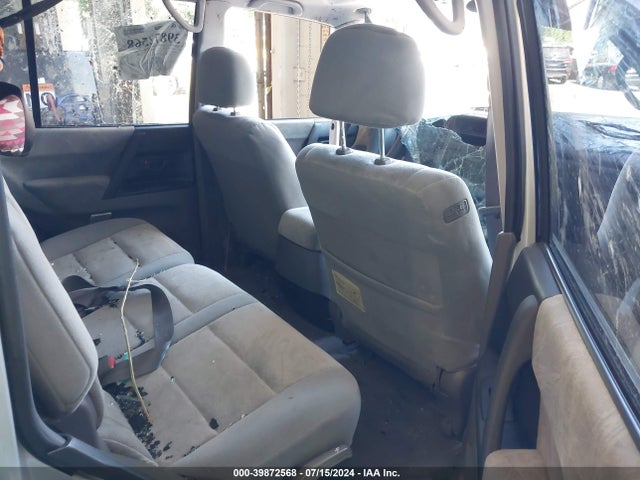 2001 MITSUBISHI MONTERO JA4MW31R11J040088 Photo 7