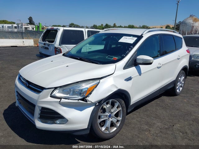 Ford Escape Titanium 2015 1FMCU9JX7FUC10139 Image 2