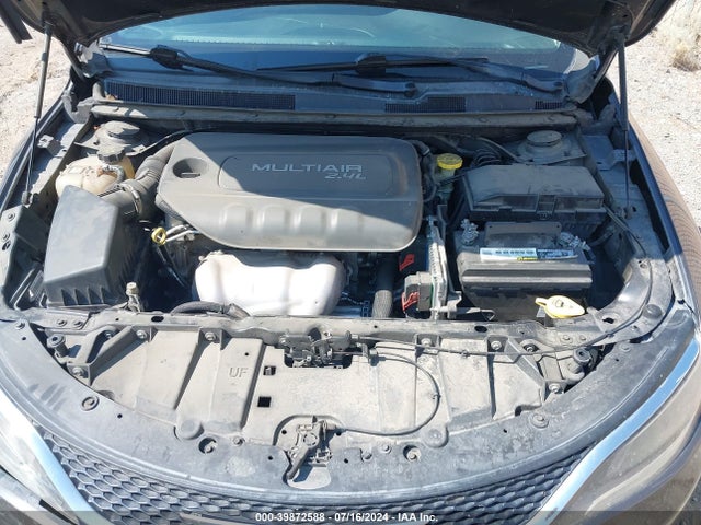 1C3CCCAB2FN725752 Chrysler 200 Limited