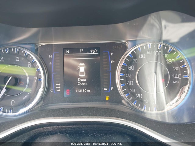1C3CCCAB2FN725752 Chrysler 200 Limited