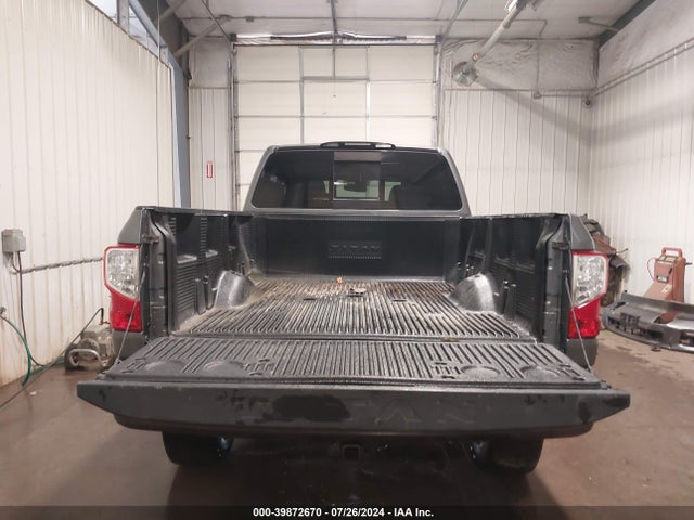 1N6BA1F45JN524882 Nissan Titan Xd Sv Diesel
