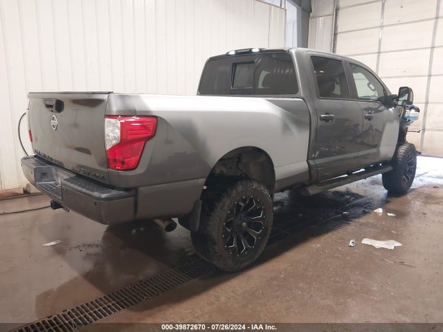 1N6BA1F45JN524882 Nissan Titan Xd Sv Diesel