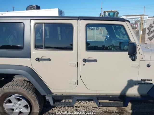 1C4BJWDG7JL894899 Jeep Wrangler Jk Unlimited Sport S 4x4