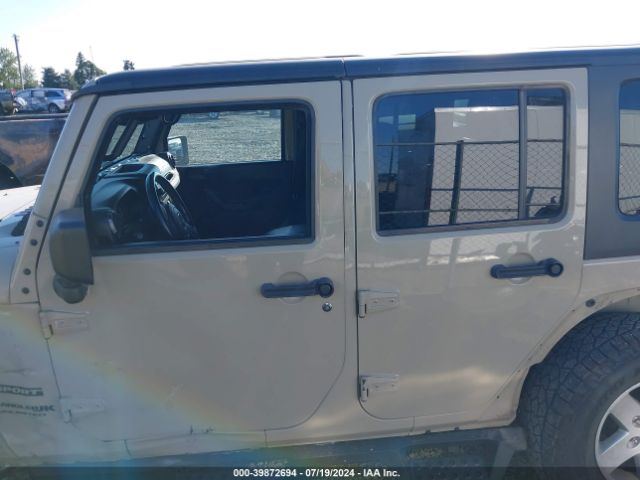 1C4BJWDG7JL894899 Jeep Wrangler Jk Unlimited Sport S 4x4
