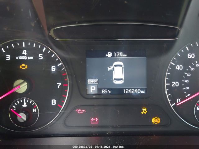 5XYPG4A53KG482682 KIA Sorento 3.3l Lx