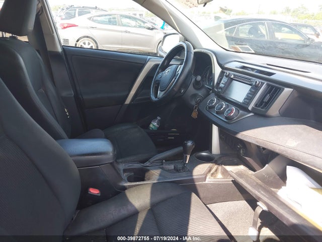 Toyota RAV4 LE 2015 2T3BFREV2FW251039 Image 5