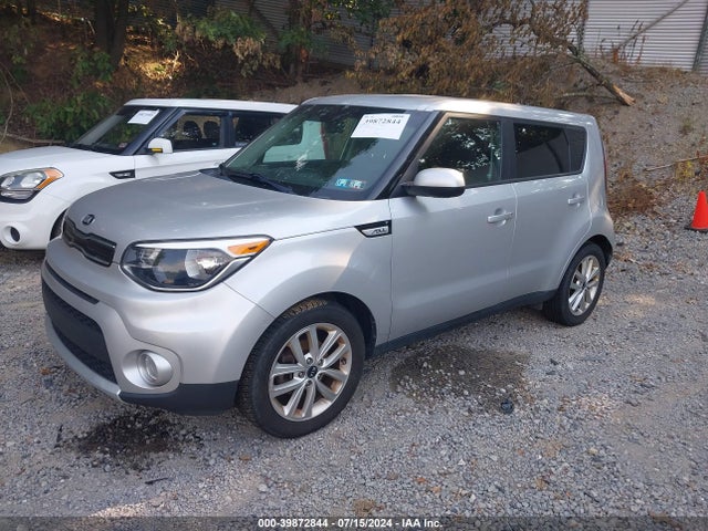 KIA SOUL + 2018 KNDJP3A52J7537408 Image 2