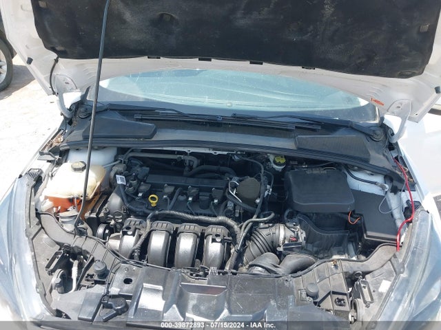 Ford FOCUS SE 2016 1FADP3K22GL221823 Image 10