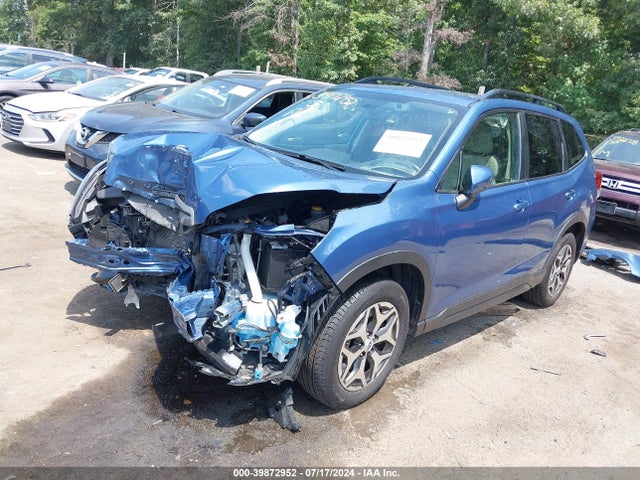 Subaru Forester Premium 2019 JF2SKAEC6KH440807 Image 2