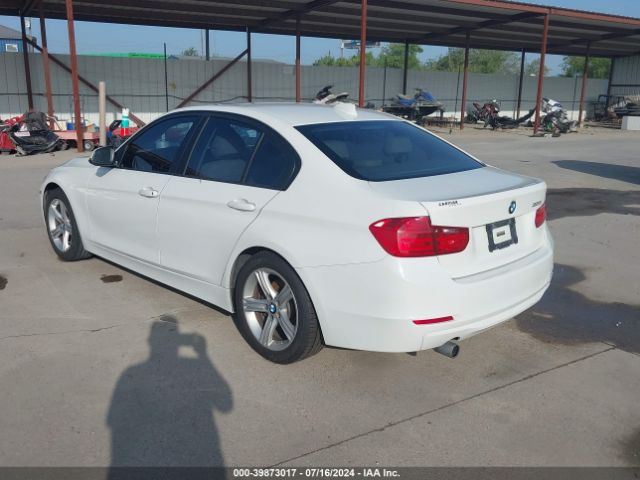 WBA3B1G55FNT01712 BMW 320i