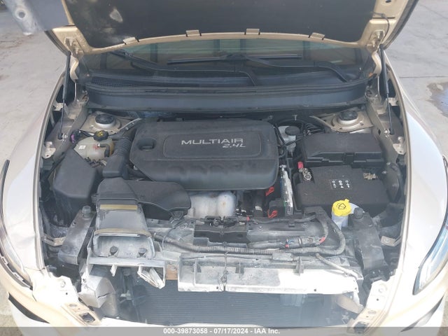 Jeep Cherokee Latitude 2015 1C4PJLCBXFW516463 Image 10