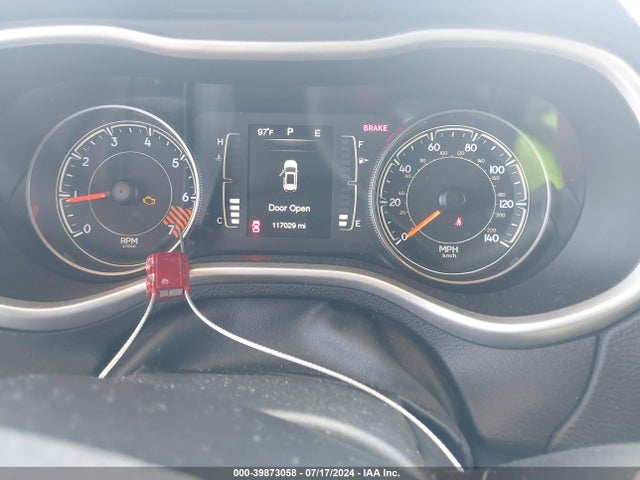 Jeep Cherokee Latitude 2015 1C4PJLCBXFW516463 Image 7