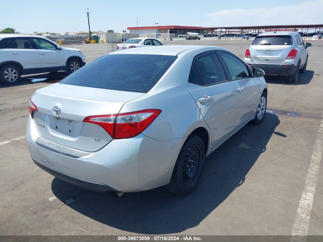 Toyota COROLLA LE 2015 5YFBURHE4FP352093 Image 4