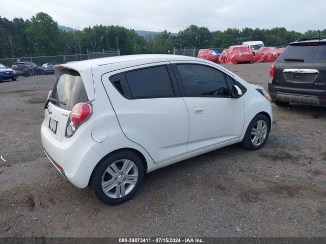 Chevrolet Spark 1lt Cvt 2015 KL8CD6S97FC726602 Image 4