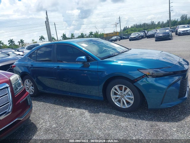Toyota CAMRY LE 2025 4T1DAACK7SU502545 Image 13
