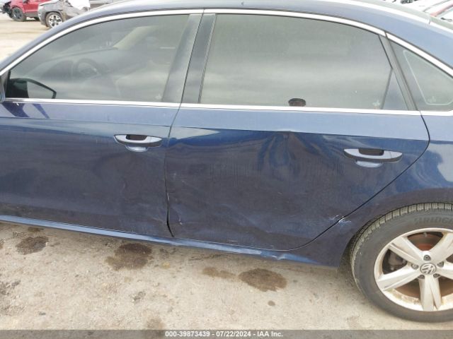 1VWAT7A31EC054987 Volkswagen Passat 1.8t Wolfsburg Edition