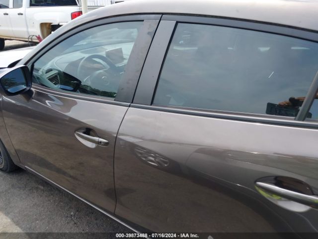 3MZBM1U79FM172427 Mazda Mazda3 I Sport