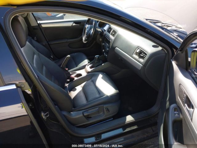 3VWD17AJ8EM438927 Volkswagen Jetta 1.8t Se