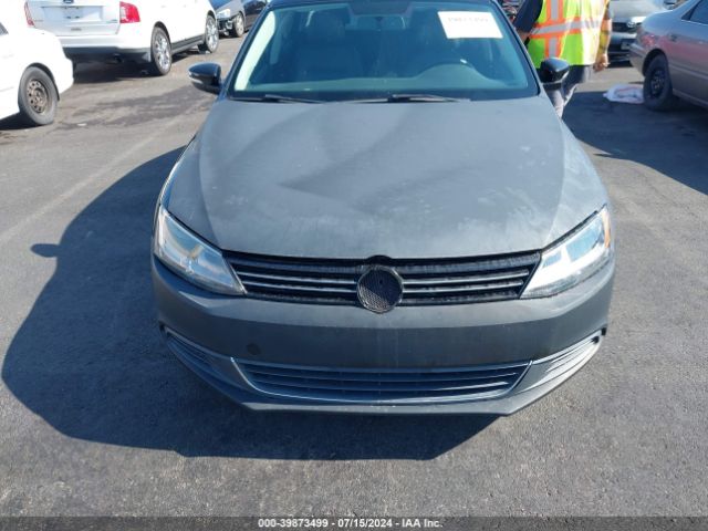 3VWD17AJ8EM438927 Volkswagen Jetta 1.8t Se