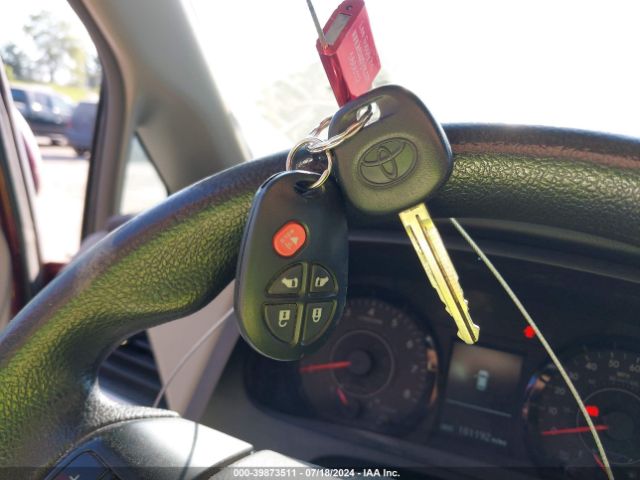 5TDKK3DC8FS573517 Toyota Sienna Le 8 Passenger