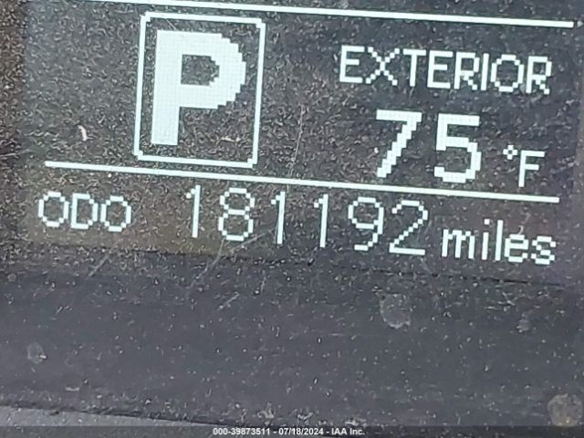 5TDKK3DC8FS573517 Toyota Sienna Le 8 Passenger