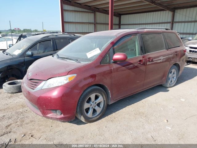 5TDKK3DC8FS573517 Toyota Sienna Le 8 Passenger